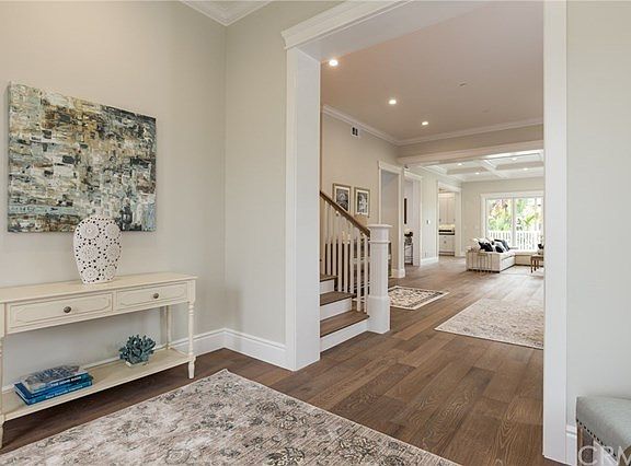 3rd image of 3301 Palm Ave