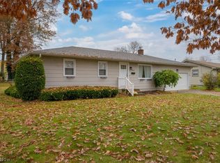 4664 Crabwood Dr, Austintown, OH
