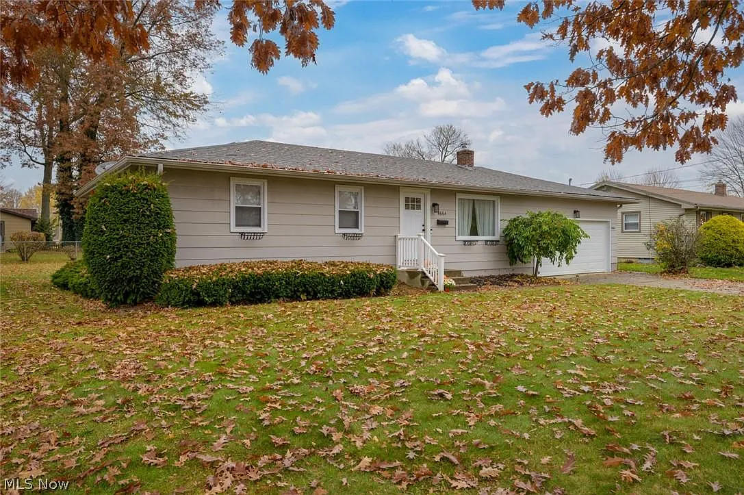 4664 Crabwood Dr photo 1