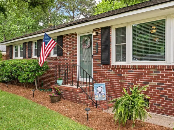 2220 Pinehurst Ave, Charleston, SC 29414