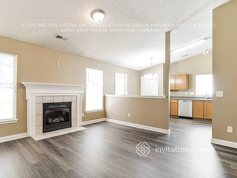 843 Anchor Way NE — Photo 4
