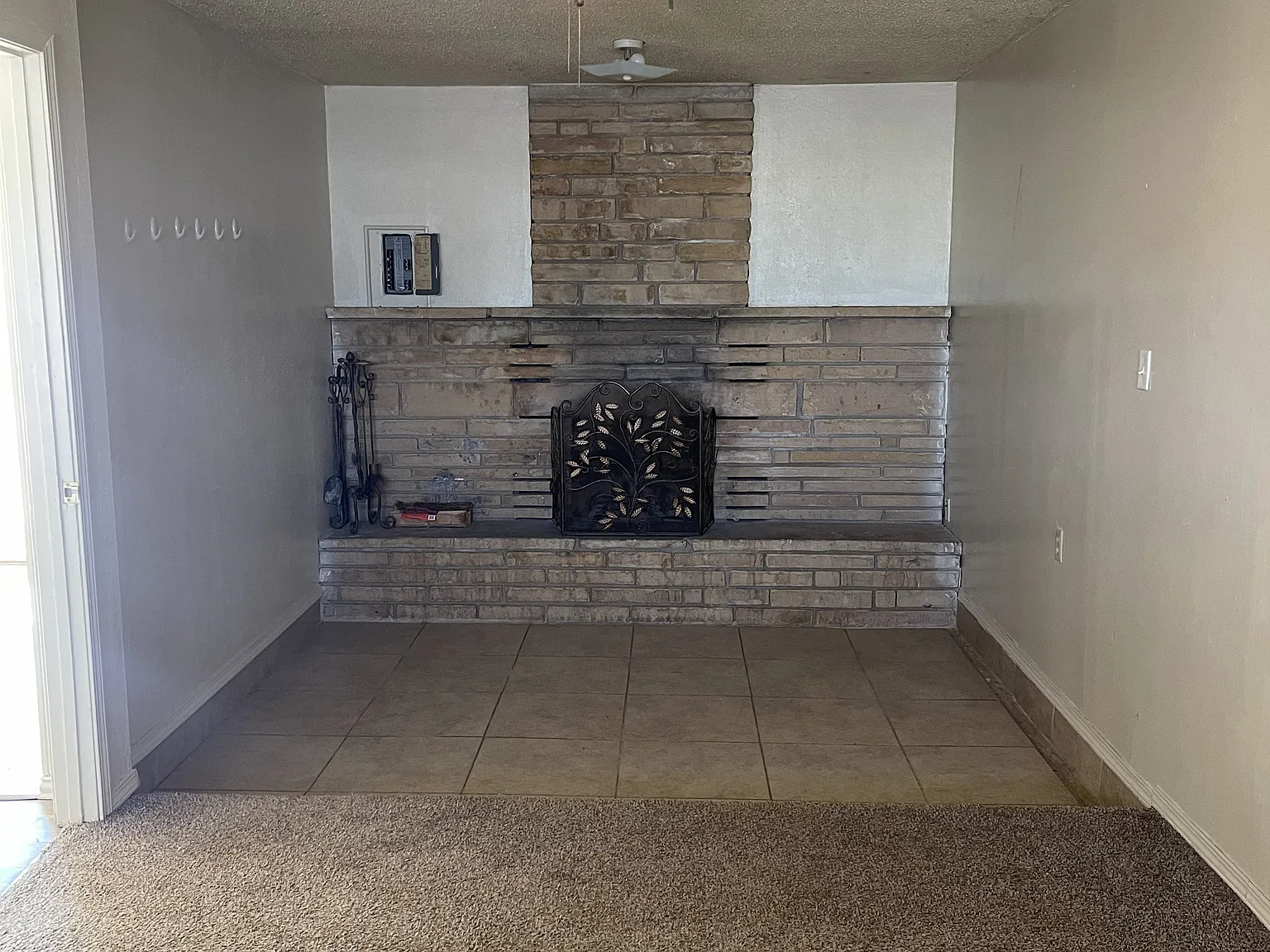 4 bed, 1.5 bath, 1100 sqft, $1,275 — Photo 3