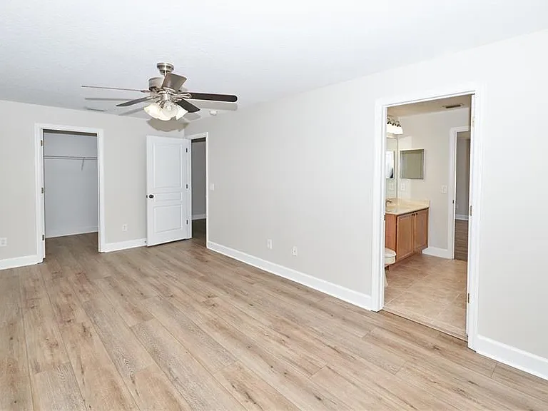 23903 Sardinia Dr — Photo 47