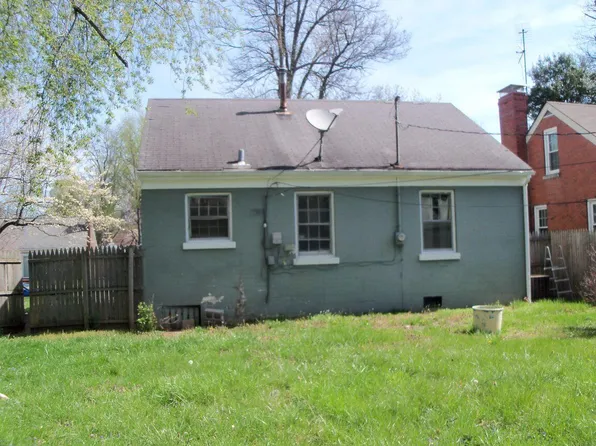 744 Lynn Rd, Lexington, KY 40504