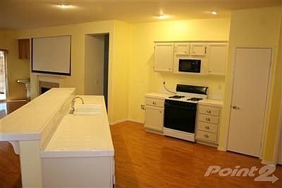 4th image of 13013 Yale Ct