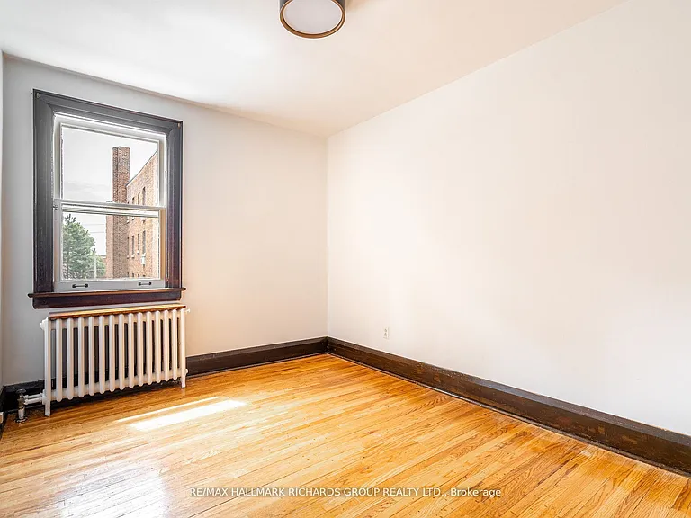 15 Courcelette Rd #1 — Photo 10