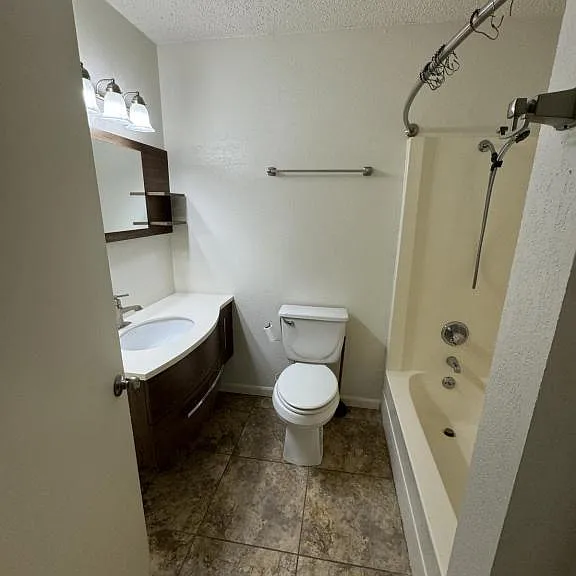 1551 N Heritage Ln — Photo 37