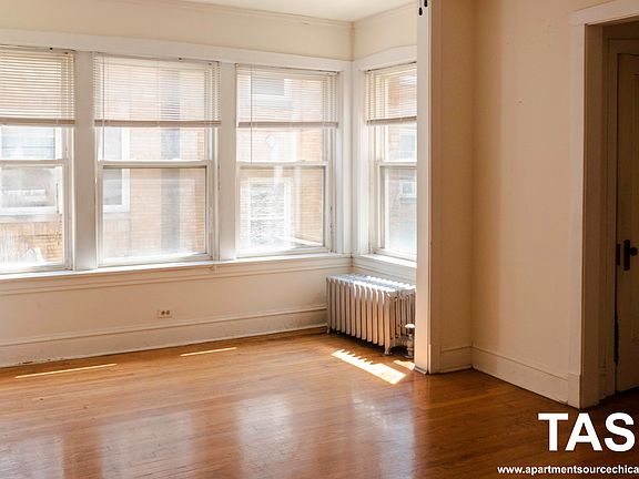 3rd image of 5061 N Damen Ave APT 2E