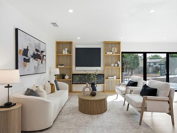 3rd image of 1497 Prince Edward Way