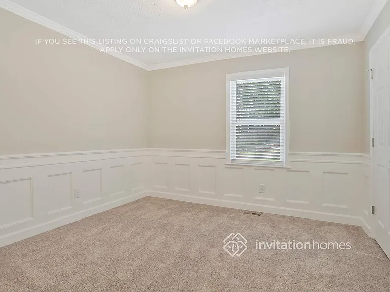 887 Old Farm Walk — Photo 12