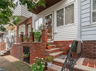 2423 S Lee St, Philadelphia, PA 19148