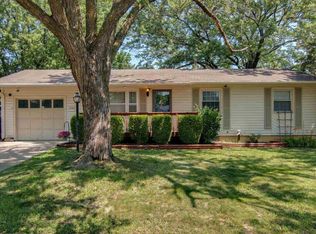 3100 SW 30th St, Topeka, KS 66614