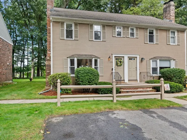 278 Wellman Ave Unit 278, North Chelmsford, MA 01863