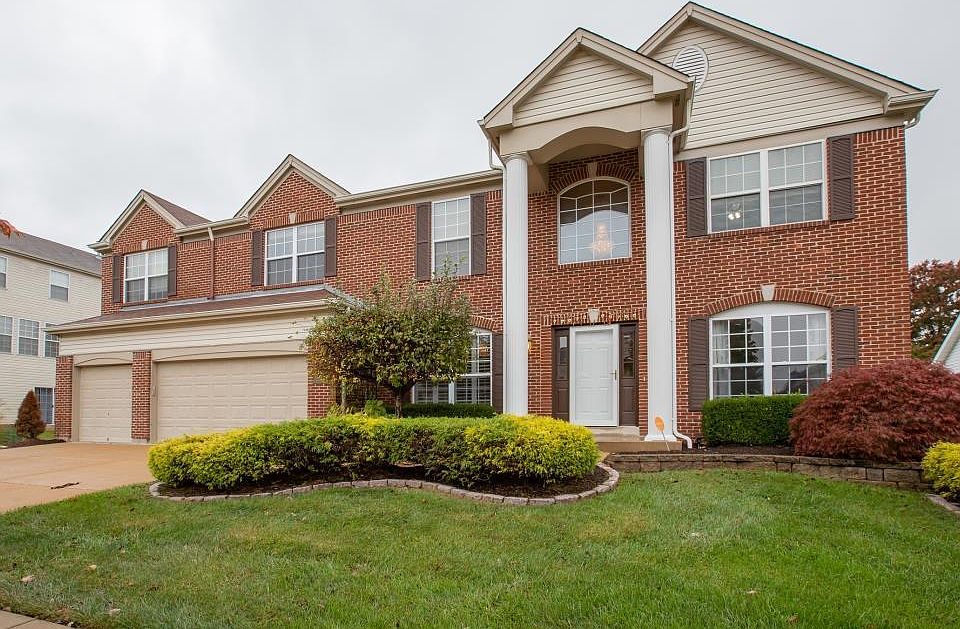 2nd image of 533 Mustang Valley Ct