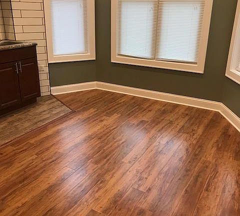 2nd image of 1137 W Bryn Mawr Ave #203