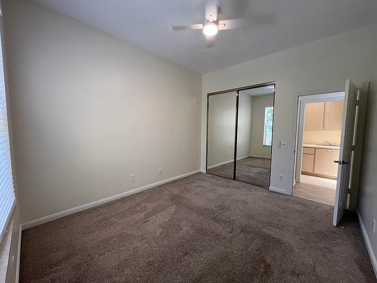 244 Hampton Pl — Photo 25