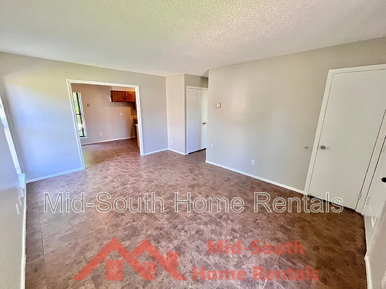 4258 Briarberry Ln — Photo 6