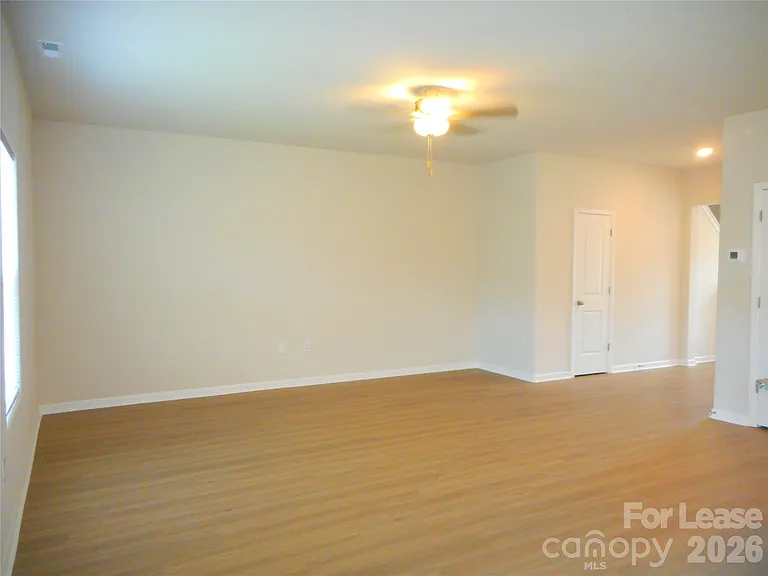 2329 Transatlantic Ave — Photo 7