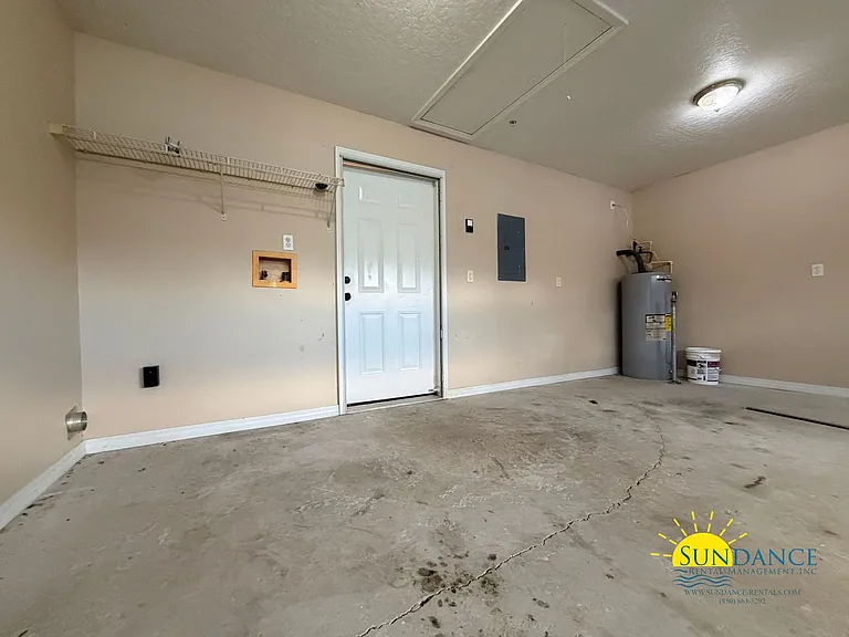 201 Andalusia Rd — Photo 18
