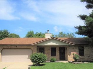 2309 Cotswold Cir, Belleville, IL 62221
