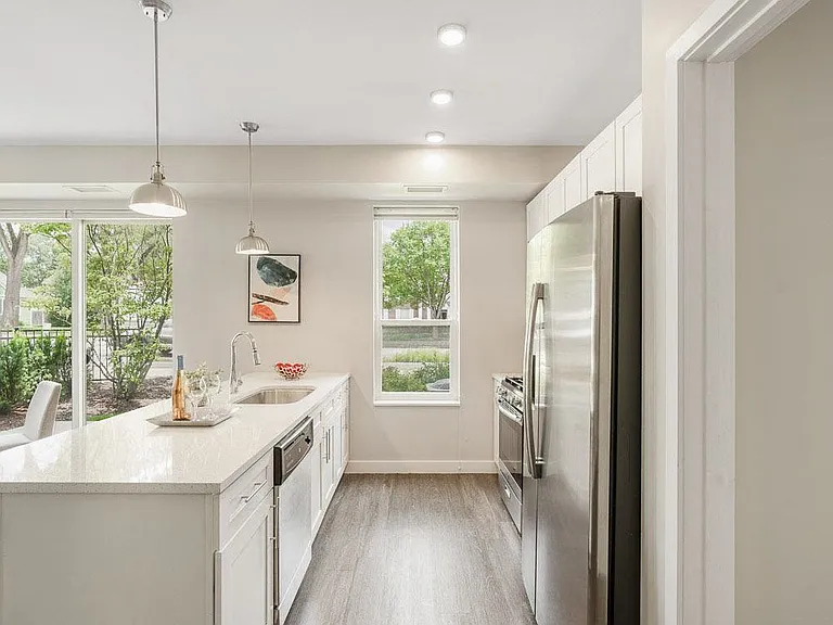 HIGHPOINT Barrington — Photo 146