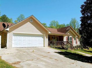 6690 Jenkins Rd, Fairburn, GA 30213