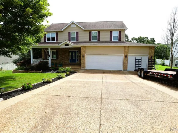 213 Scenic Hills Dr, De Soto, MO 63020