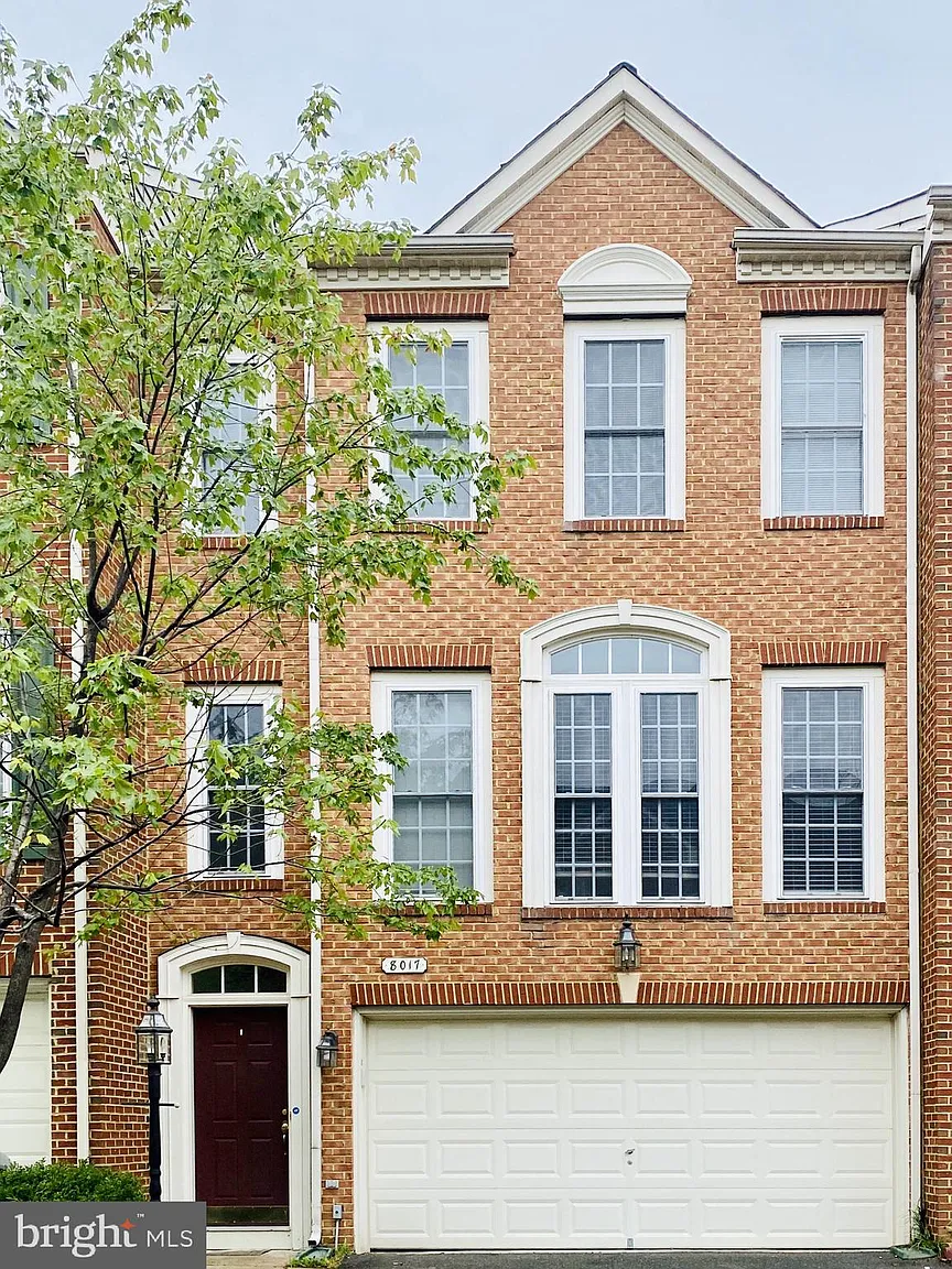 8017 Samuel Wallis St photo 1