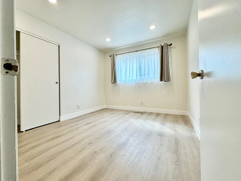 64 Guava Blossom Ct — Photo 15
