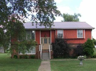 705 N King St, Sturgis, KY 42459