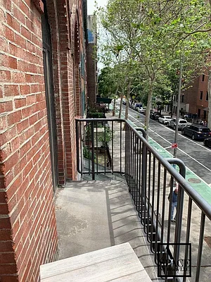 Rented by A Space Realty NY LLC | media 4