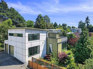 312 NE 90th St, Seattle, WA 98115