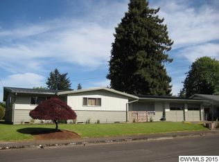 710 Fir Gardens St NW, Salem, OR