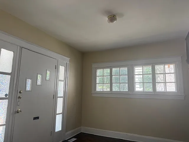 7 bed, 4123 sqft, $9,950 — Photo 4