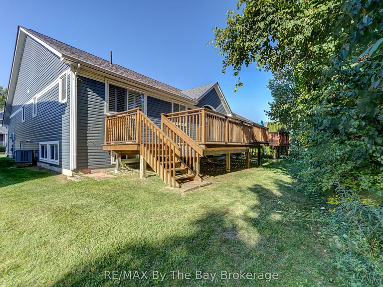 32 Green Briar Dr — Photo 26