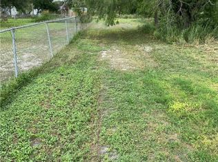 806 W 3rd St, Bishop, TX 78343