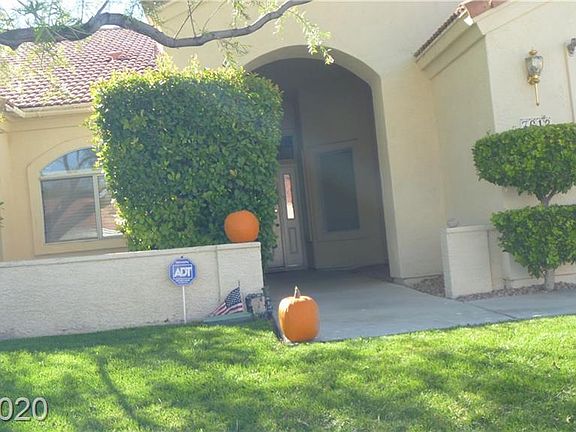 5th image of 7613 Oyster Cove Dr