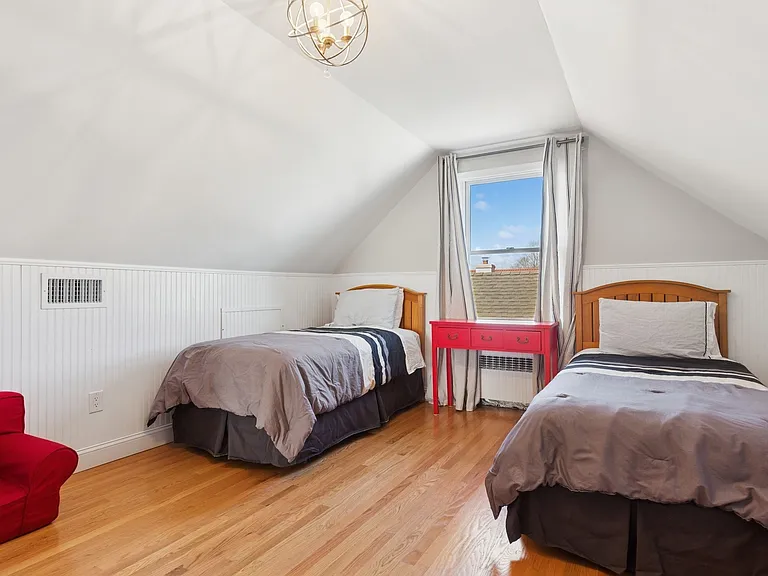 1110 Gillette Dr — Photo 12