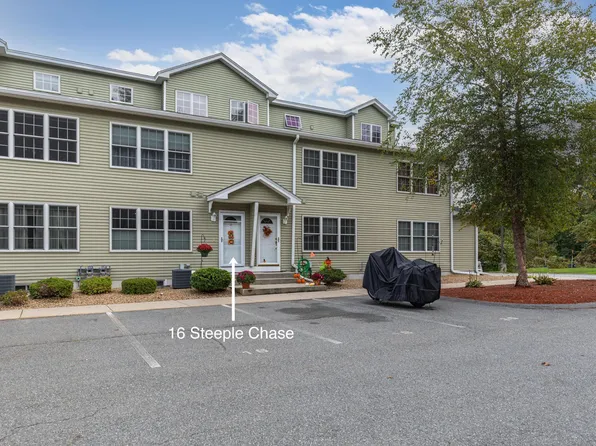 16 Steeple Chase Rd, Hampstead, NH 03841