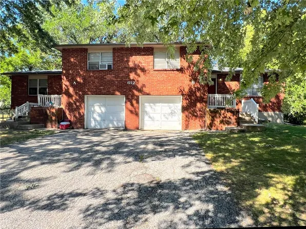 612 NE Florence Ave, Lees Summit, MO 64063