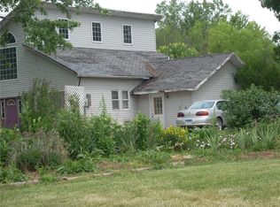 11880 Donavan Rd, Argenta, IL 62501