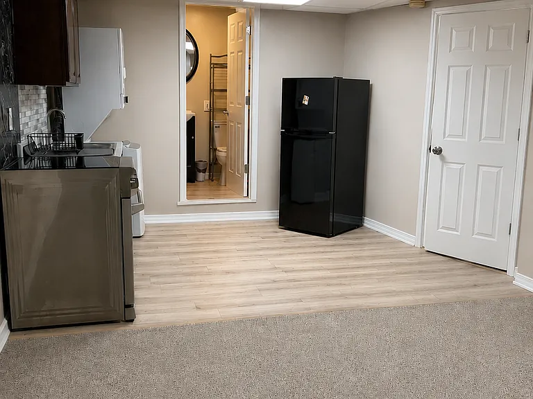 6383 Grafton Dr — Photo 3