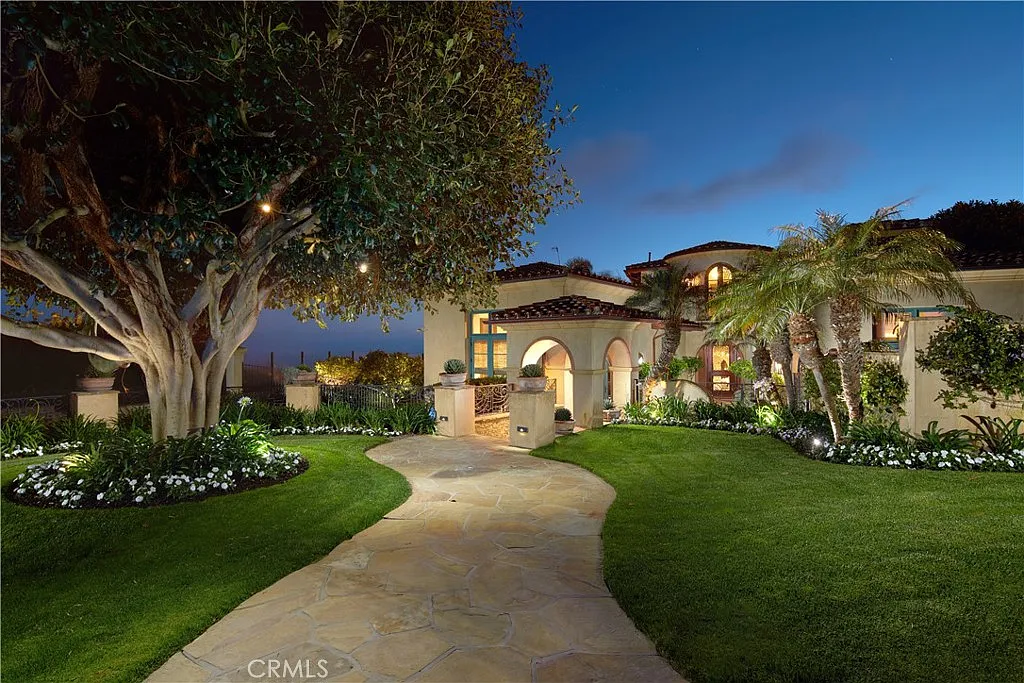 5 bed, 9.0 bath, 7739 sqft, $57,500 — Photo 2