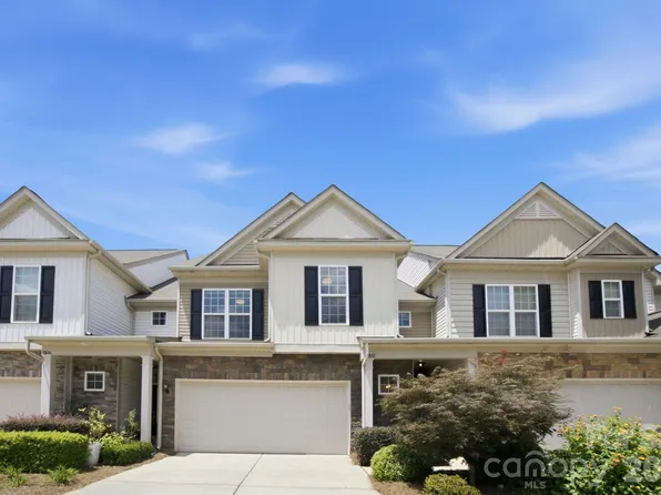 5842 Glassport Ln, Charlotte, NC 28210