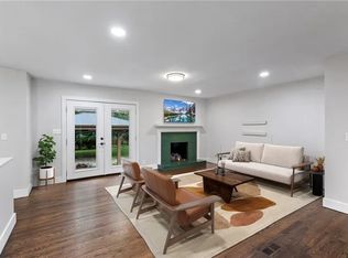 3921 W 97th St, Overland Park, KS 66207