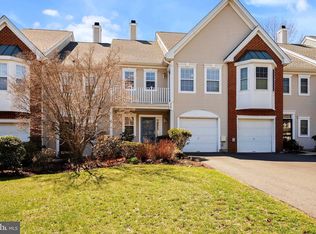 23 Voorhees Ct, Pennington, NJ 08534