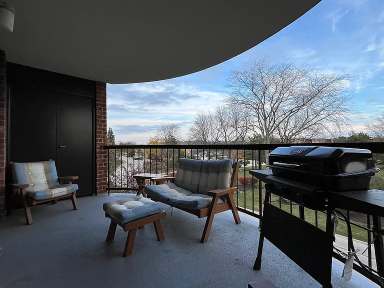 1405 E Central Rd #305A — Photo 10