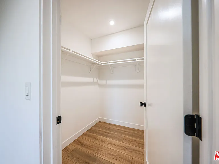 1525 S Carmelina Ave #1527 — Photo 19