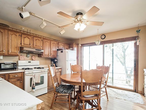 2nd image of 38226 N Lakeside Pl