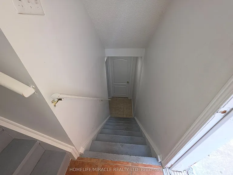 59 Rollingwood Dr #BASEMENT — Photo 5